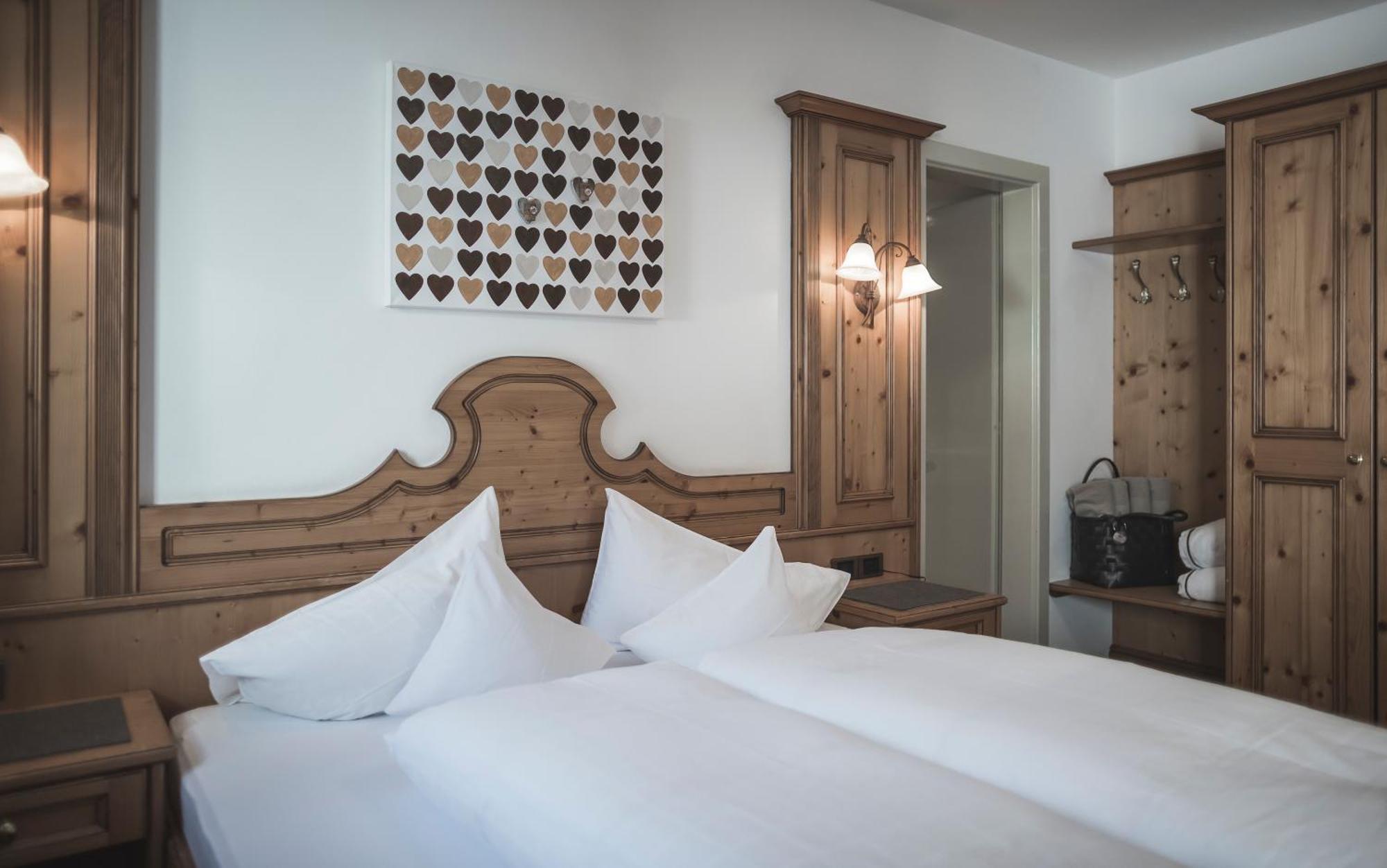 Hotel Alpenblick Sexten Eksteriør billede