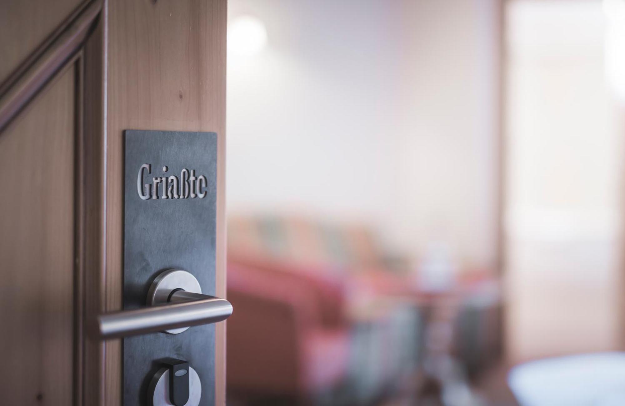 Hotel Alpenblick Sexten Eksteriør billede
